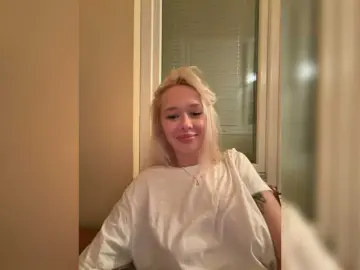 SweetMi333  live sex cam