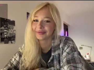 SweetMi333  live sex cam