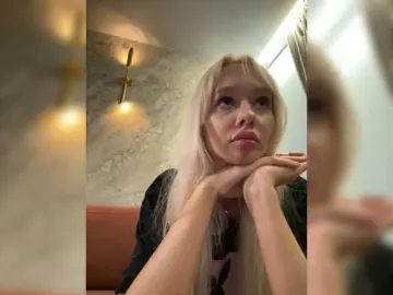 SweetMi333  live sex cam