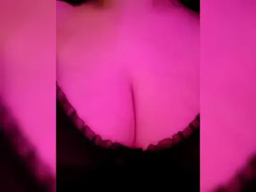 YennSI  live sex cam