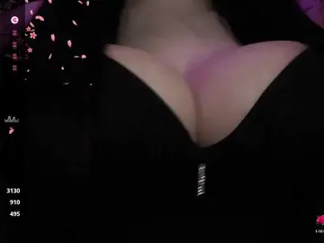 YennSI  live sex cam