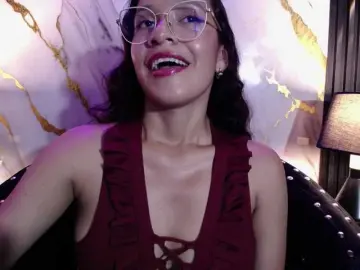 GagingBriana  live sex cam