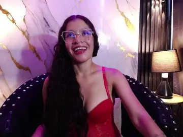 GagingBriana  live sex cam