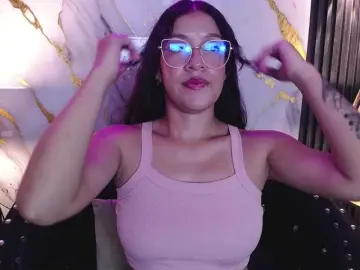 GagingBriana  live sex cam