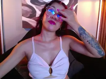 GagingBriana  live sex cam