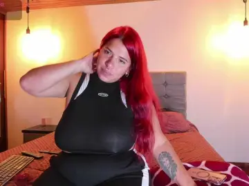 Karlathompson  live sex cam