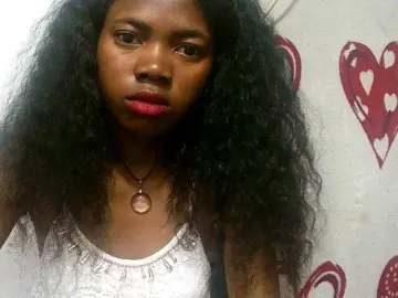 Santatriniaina  live sex cam