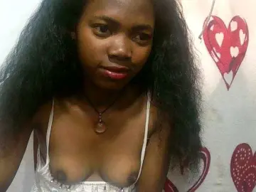 Santatriniaina  live sex cam