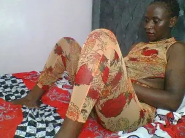 Silentqueen93  live sex cam