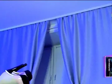 AnaliMilana  live sex cam