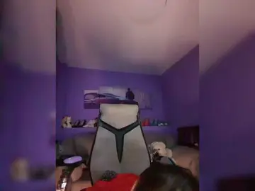 AnaliMilana  live sex cam