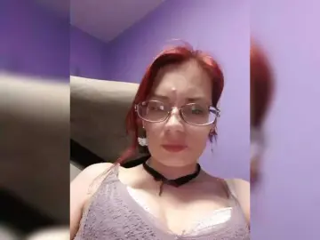 AnaliMilana  live sex cam
