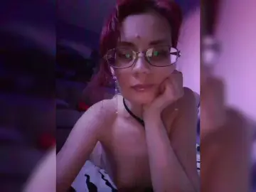 AnaliMilana  live sex cam