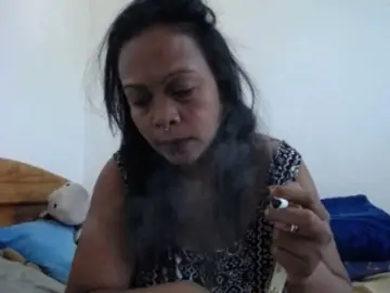 Tetedange  live sex cam