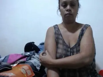 Tetedange  live sex cam