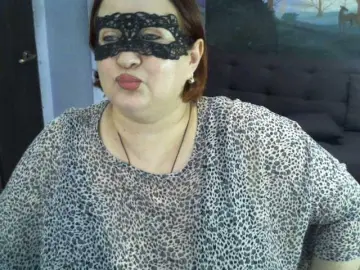 AgilaMipo  live sex cam