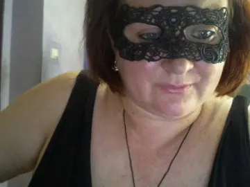 AgilaMipo  live sex cam