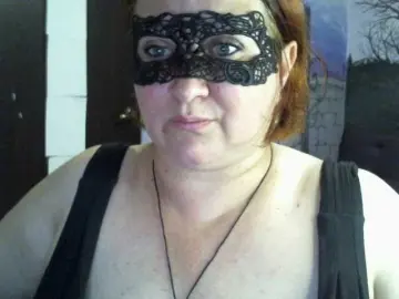 AgilaMipo  live sex cam