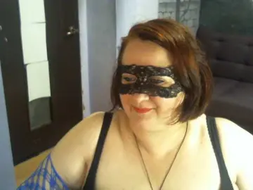 AgilaMipo  live sex cam