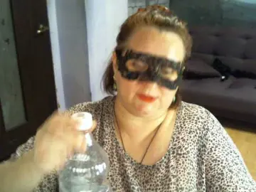 AgilaMipo  live sex cam