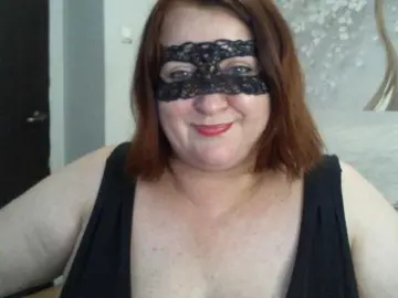 AgilaMipo  live sex cam