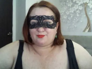 AgilaMipo  live sex cam