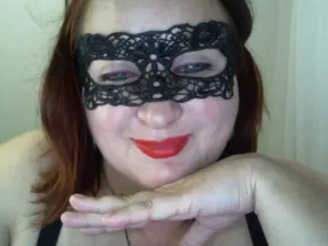 AgilaMipo  live sex cam