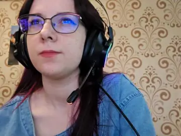BirdieChuyangher  live sex cam