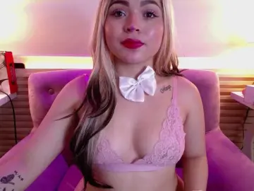 Bootyvero  live sex cam