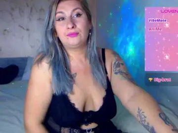 LilithGreen  live sex cam