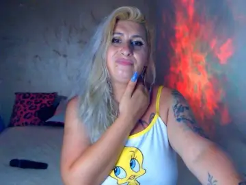 LilithGreen  live sex cam