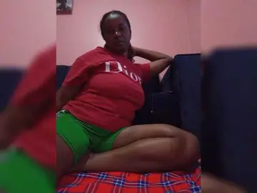Madea  live sex cam