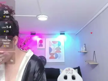 Maggy-T18  live sex cam