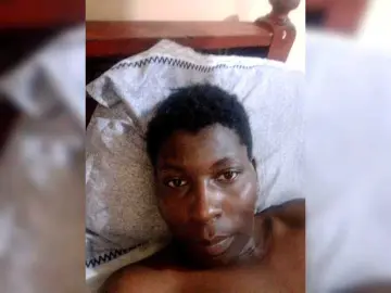 Petitehotchicks  live sex cam