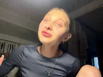Enchanty-shawty  live sex cam