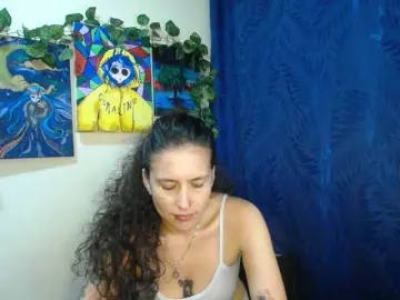 Leyla-hot  live sex cam