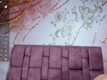 Luna-maisonn  live sex cam