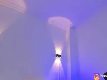 Penelope22x  live sex cam