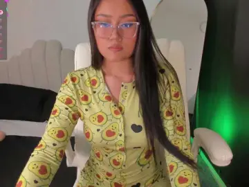 AmberLewis  live sex cam