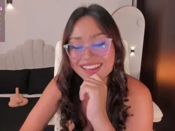 AmberLewis  live sex cam