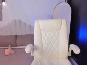 AmberLewis  live sex cam