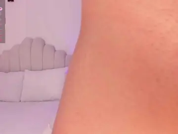 AmberLewis  live sex cam
