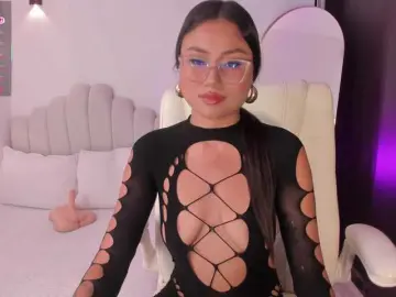 AmberLewis  live sex cam