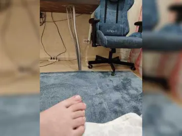 Angelia22  live sex cam