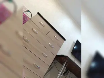 Angelia22  live sex cam