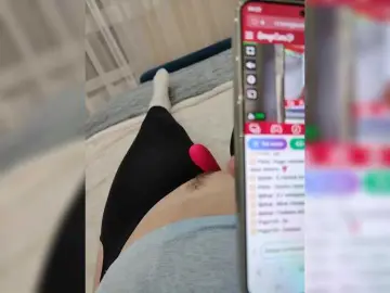 Angelia22  live sex cam