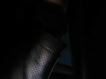 Angelia22  live sex cam