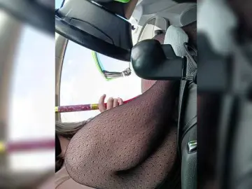 Angelia22  live sex cam