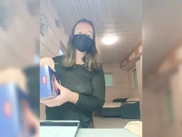 Angelia22  live sex cam