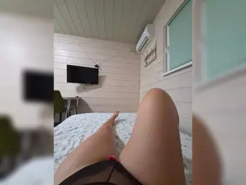 Angelia22  live sex cam